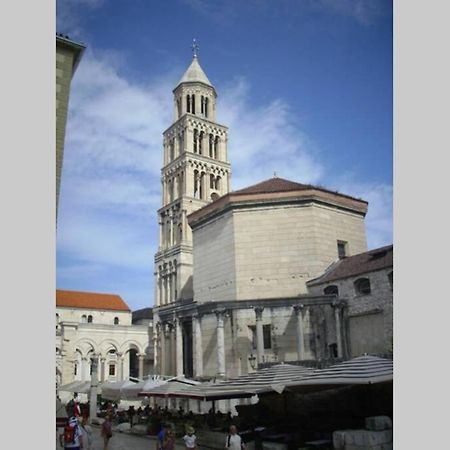 Apartment Mariva Split Bagian luar foto