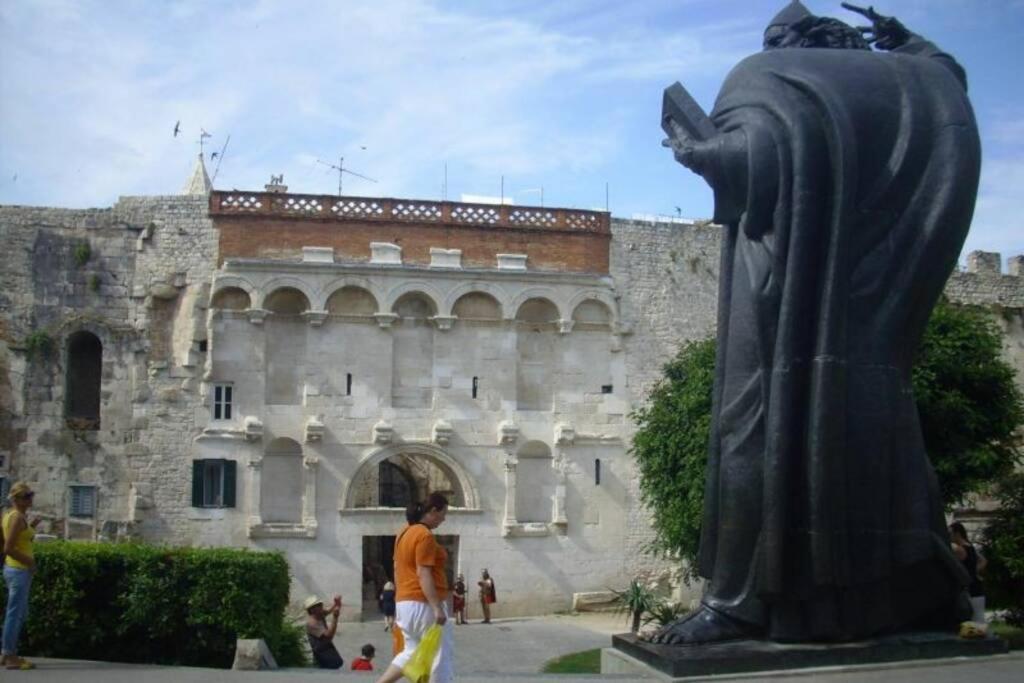 Apartment Mariva Split Bagian luar foto