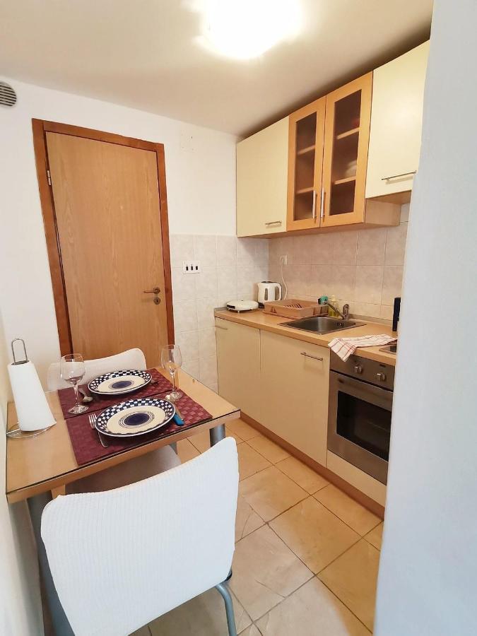 Apartment Mariva Split Bagian luar foto